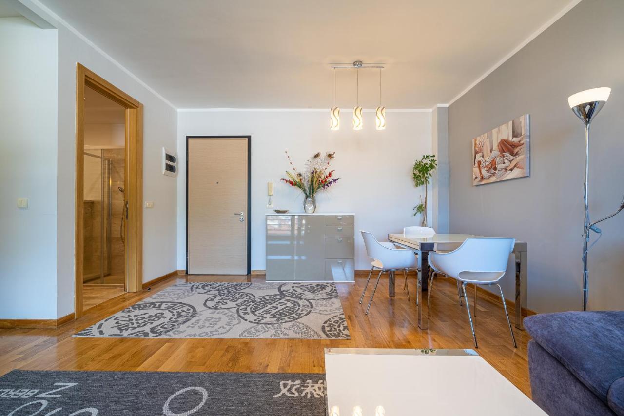 Sea View Apartments In Budva Luaran gambar