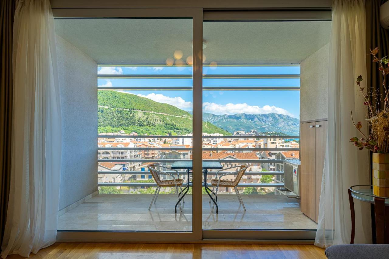 Sea View Apartments In Budva Luaran gambar