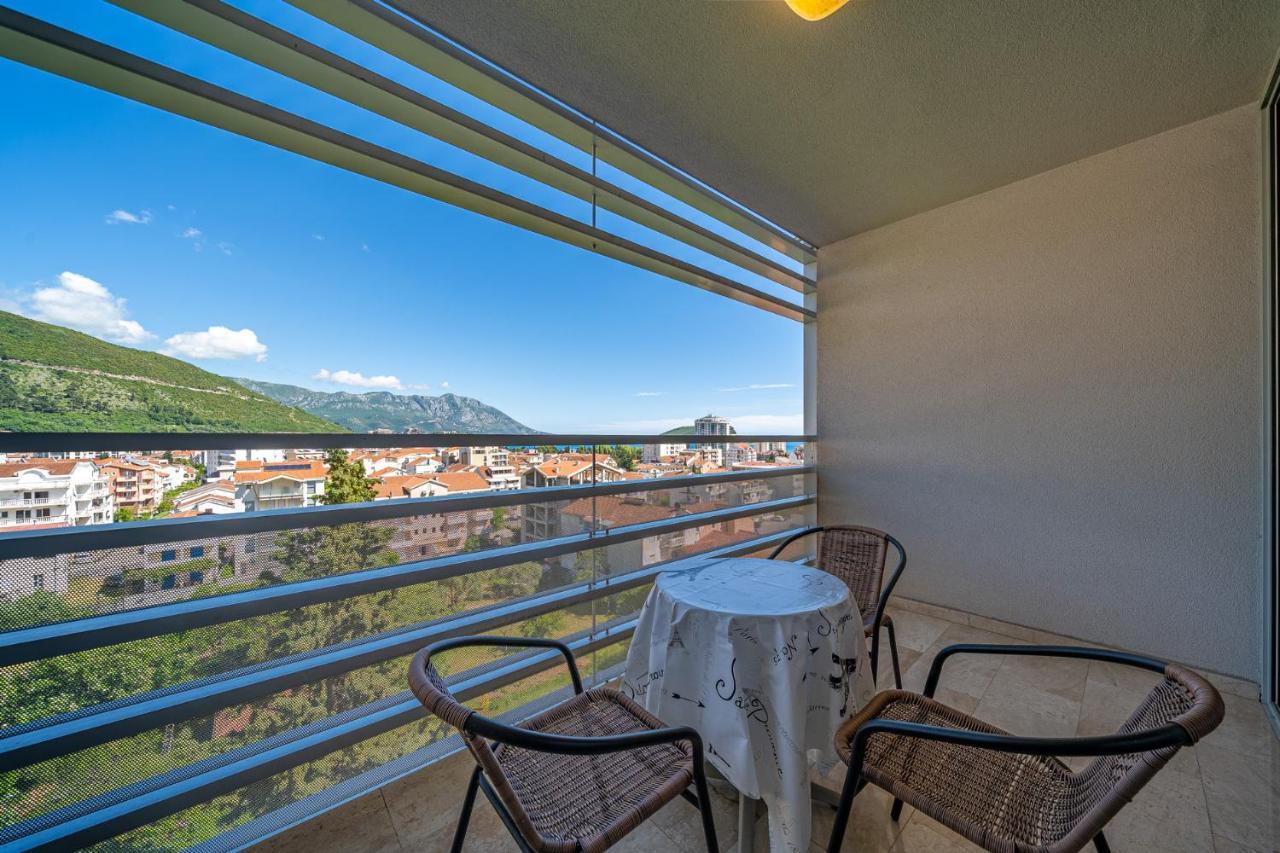 Sea View Apartments In Budva Luaran gambar