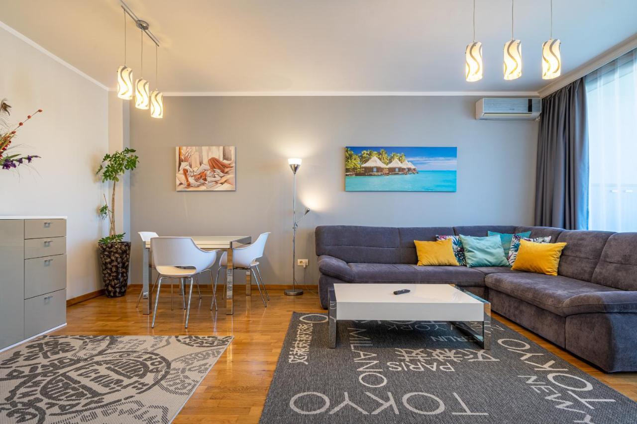 Sea View Apartments In Budva Luaran gambar